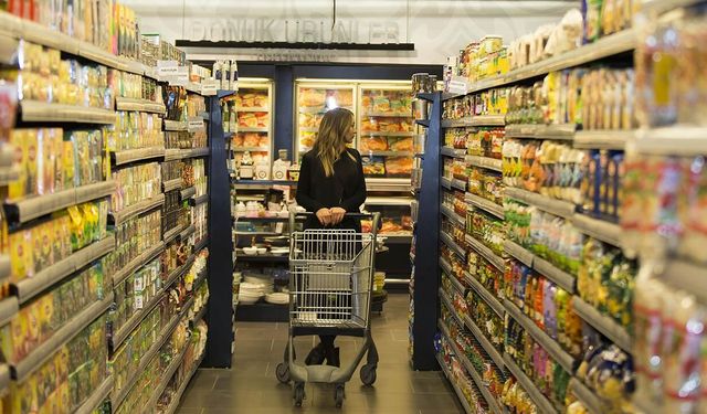 Marketlerde zam yağmuru