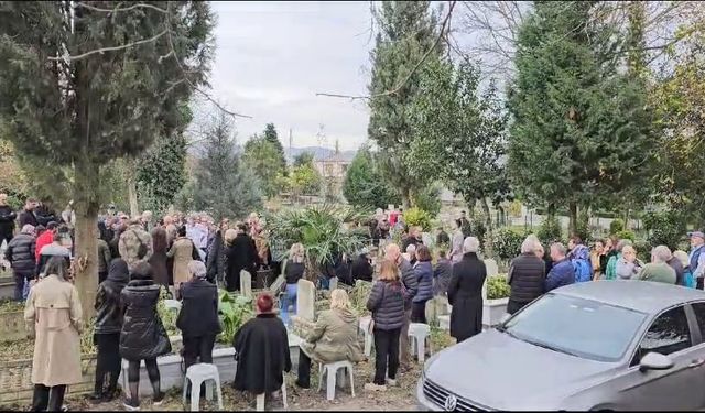 Sanatçı Can Gürzap toprağa verildi