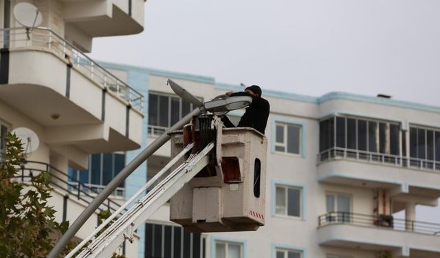 Ergani'de onarım çalışması