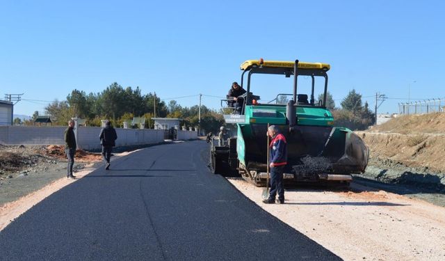 Diyarbakır’da yol yapım çalışması