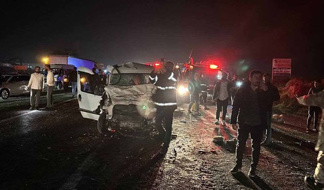 Diyarbakır karayolunda kaza; Ölü ve yaralılar var