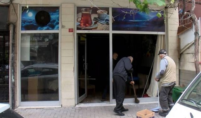Kahvehanelere uzun namlulu silahlarla saldırı