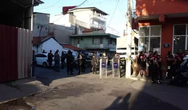 İzmir'deki cinayetle ilgili aranan iki kardeş yakalandı