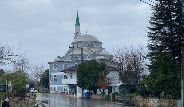 Hayret uyandıran olay: Ölmeden kendi selasını okuttu