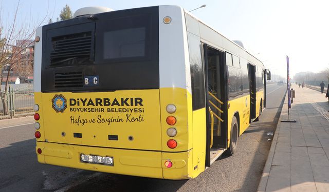 Diyarbakır’da otobüs arıza yaptı, faciadan dönüldü!