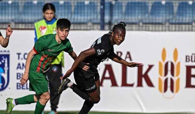 Amedspor 14 oyuncuyla yollarını ayırdı