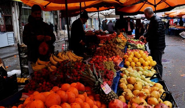 Diyarbakır’da deprem, pazar esnafını da vurdu!