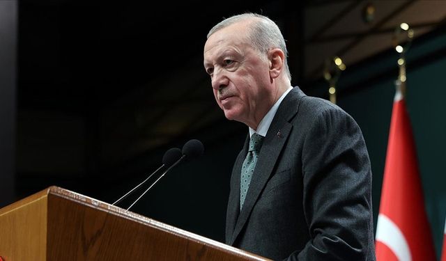 Erdoğan, ‘Başkomutan’ olarak Özel’e seslendi: Ayağını denk al