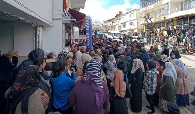 Siirt’te indirim izdihamı!