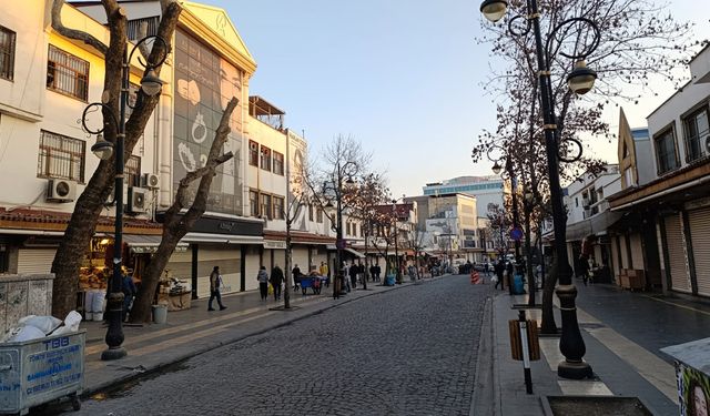 İlk iftar öncesi Diyarbakır caddeleri boşaldı