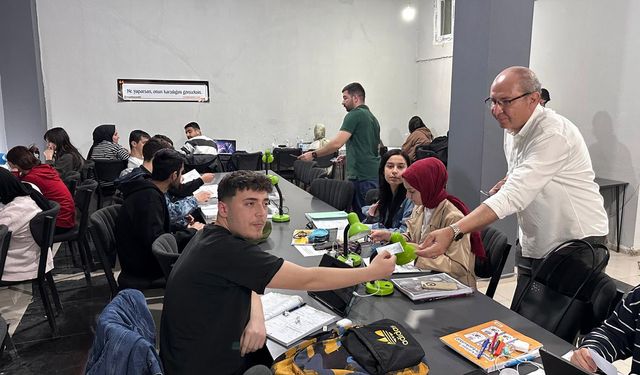 Rotary Kulübü’nden öğrencilere anlamlı destek