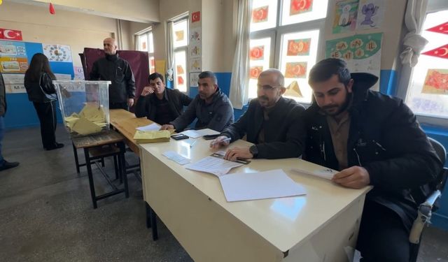 Yüksekova’da seçim heyecanı