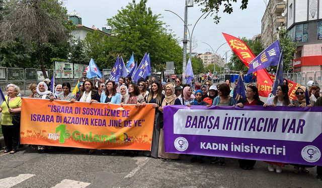 Diyarbakır’da 1 Mayıs mitingi başladı