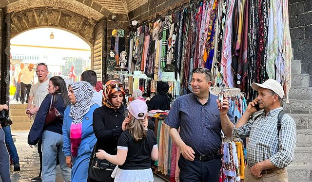 Diyarbakır’da puşiye, yerli ve yabancı turist ilgisi