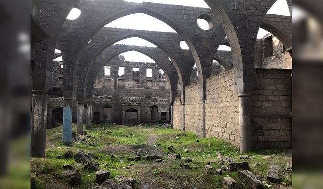 Diyarbakır’ın ortasında virane bir hafıza