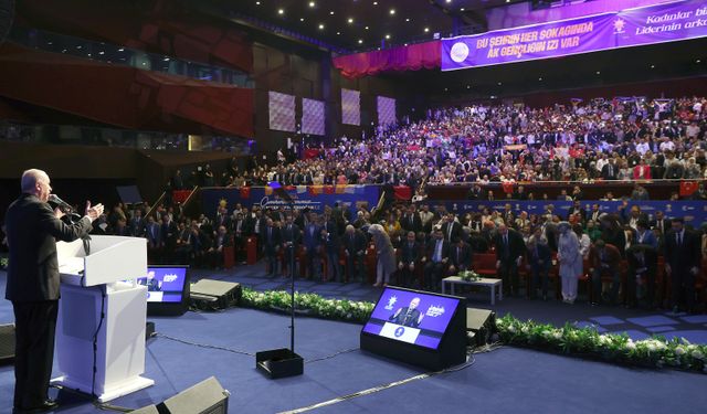 Erdoğan’dan Özel’e: Suç örgütünün posta güvercini gibi