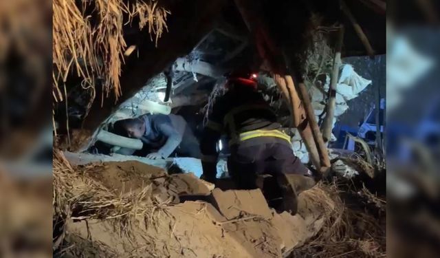Hakkari’de çökme, ekipler seferber oldu