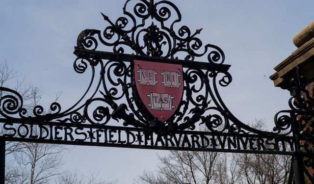 Harvard Üniversitesi'ne yabancı öğrenci kabulü yasaklandı