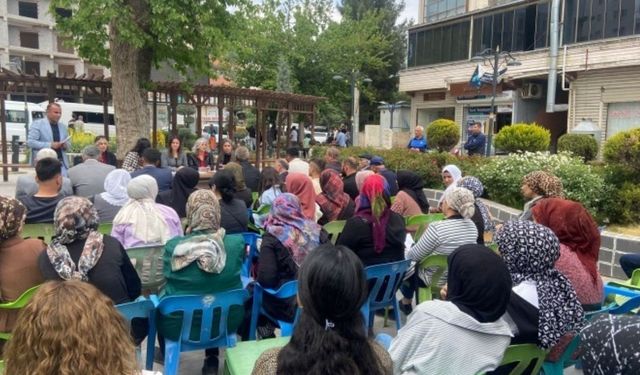 DEM Partili belediye Sırrı Süreyya Önder için halk oylaması yaptı