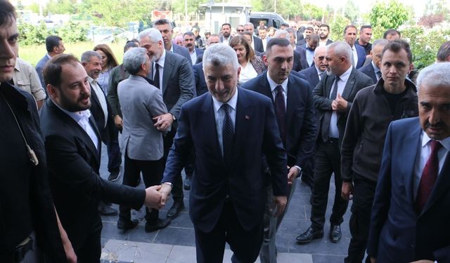 Ticaret Bakanı Bolat’ın Diyarbakır temasları sürüyor