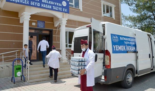 Batman’daki taziyeevlerinde 3 gün yemek belediyeden