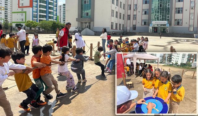 “Oyun Tırı” Diyarbakır’da öğrencilerle buluştu