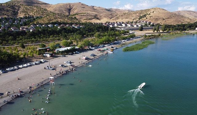Diyarbakırlıların akın ettiği göl, tatilcilerin de ilgi odağı oldu