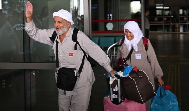 İlk hacı kafilesi Gaziantep'e geldi