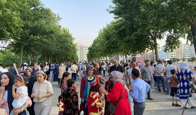 Diyarbakır Newroz Parkı'nda TÜBİTAK festivali
