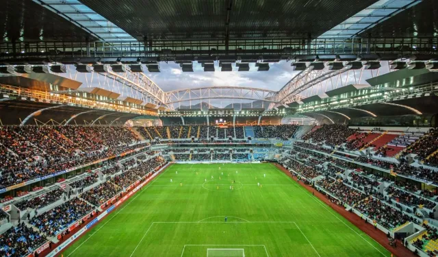 Vanspor tribünü “Kîne em” dedi, Batman tribünü yanıtladı: Kurdin em