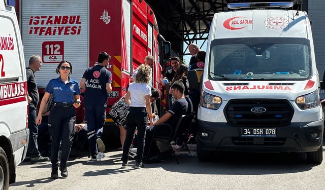 Motor fabrikasında yangın, 10 işçi dumandan etkilendi