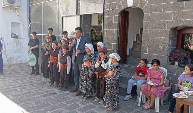 Sur Belediyesi’nden anlamlı kutlama