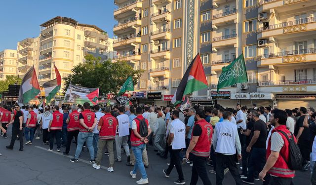 Diyarbakır’da ‘Gazze’ yürüyüşü başladı
