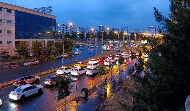Diyarbakırlılar akşam saatinde şaşkına uğradı!