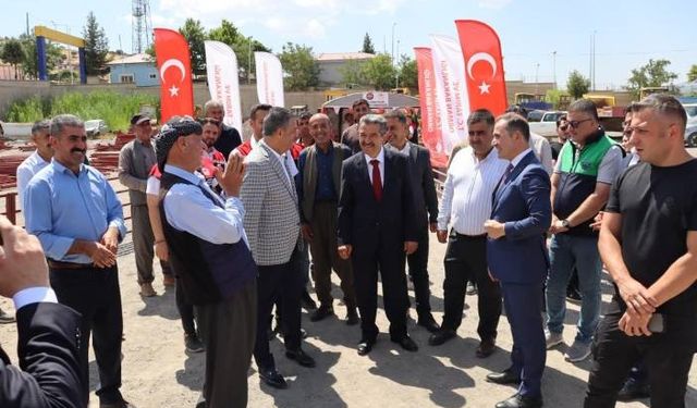 Çiftçilere makine ekipman desteği