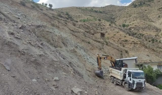 Şırnak’ta heyelan riski, bölgede çalışma başladı