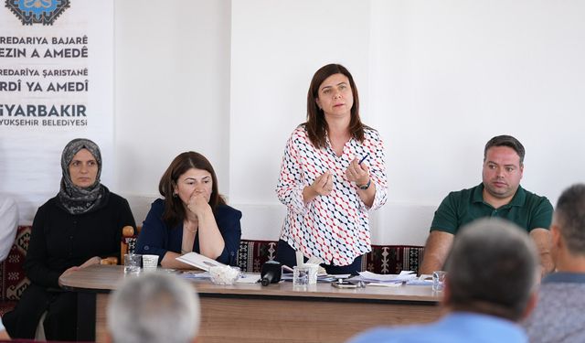 Diyarbakır Kocaköy’de muhtarlar Eşbaşkan Bucak’la buluştu