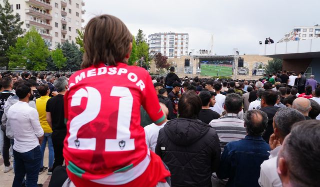 Diyarbakır’da Amedspor maçı için ikinci yerde dev ekran kuruluyor