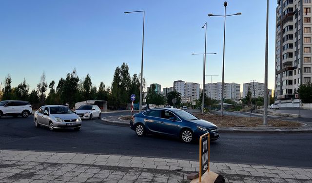 Diyarbakır’da trafik ışığı ihmali tehlike saçıyor!