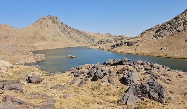 Doğu Anadolu’nun cenneti: Sat Gölleri