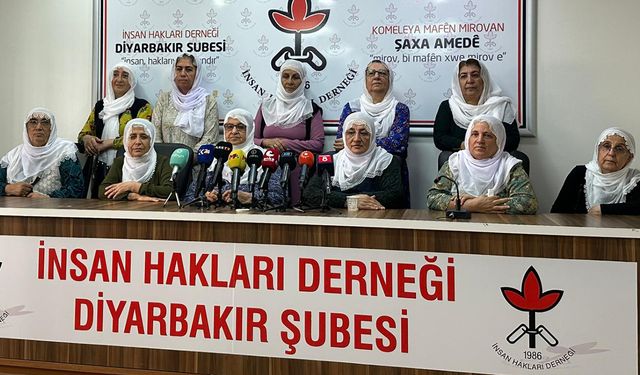 Kürtçe engeline Diyarbakır Barış Anneleri’nden tepki: Dilimiz onurumuzdur