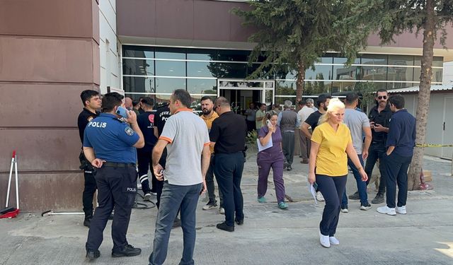 Köydeki tartışma bıçaklı kavgaya dönüştü: 1’i ağır 4 yaralı