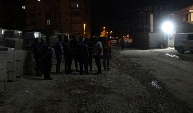 “İşe geç gelme” kavgası, santiye savaş alanına döndü: 4 yaralı