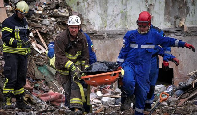 Rusya'dan Kiev'e saldırı: 31 ölü