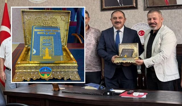 Diyarbakır’daki o kurum müdürüne altın kaplamalı Kur’an-ı Kerim
