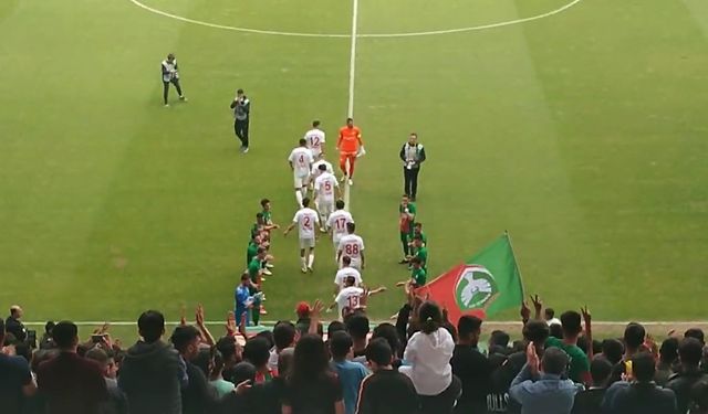 Amedspor, Pendikspor'u Diyarbakır'da alkışlarla karşılamıştı
