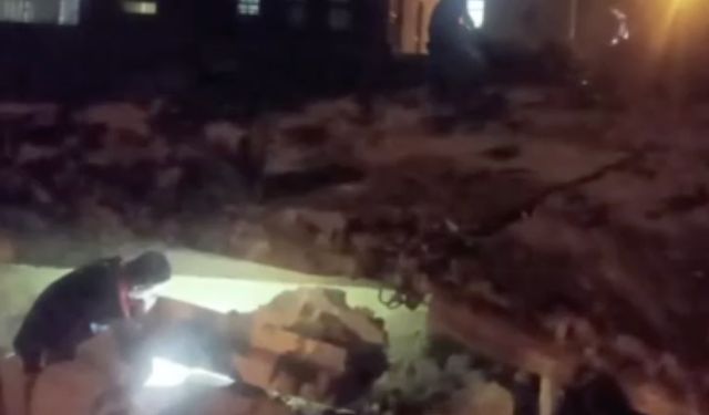 Batman'da çöken bina, mahalleye korku dolu anlar yaşattı
