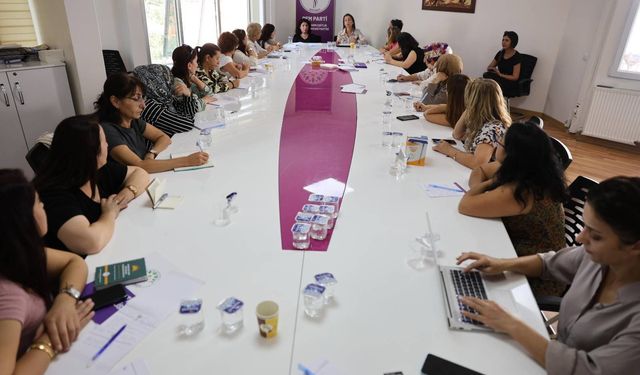 DEM Parti, barış mücadelesini kadınlarla büyütecek
