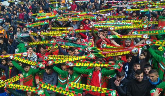 Diyarbakır Eğil Belediyesi’nden Amedspor taraftarına otobüs desteği