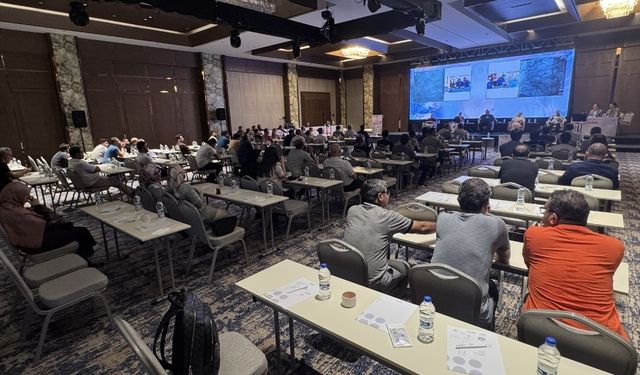 Diyarbakır'da 58 ilin katılımıyla büyük kongre